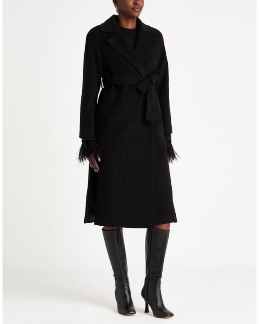 Abrigo Laneus de color Black