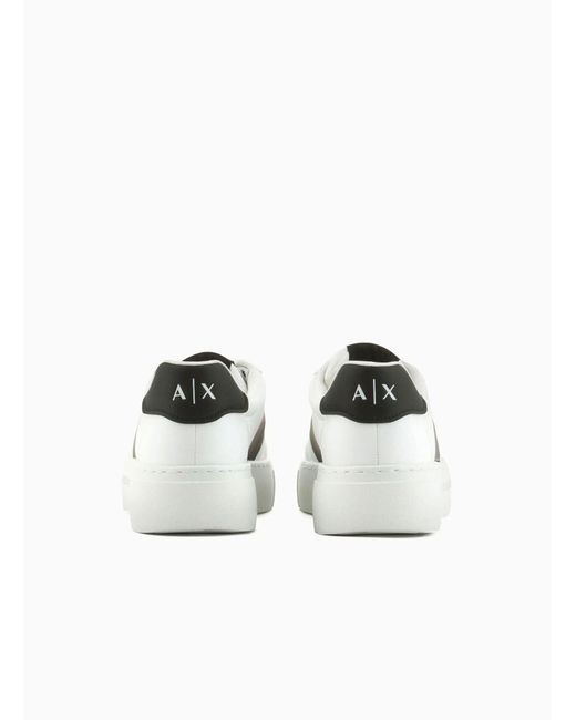 Zapatillas blancas con detalles negros Armani Exchange de color White