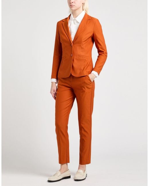 Traje HELMUR® de color Orange