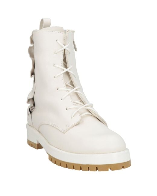 Red(v) Natural Ankle Boots