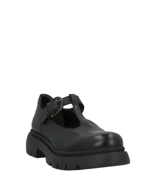 SINAPSI Black Pumps Leather