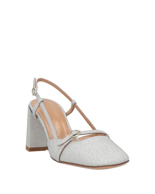 A.Bocca White Pumps
