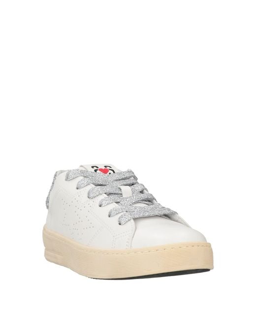 2 Star White Sneakers Leather