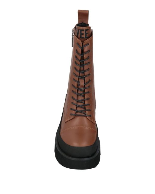 Emanuélle Vee Brown Ankle Boots