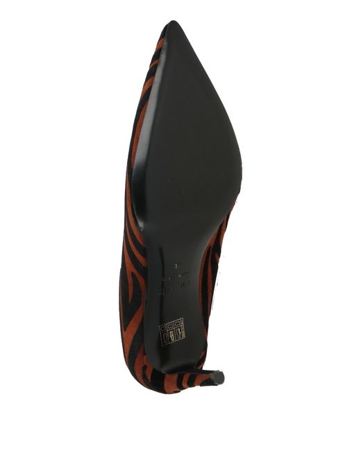 NCUB Brown Pumps