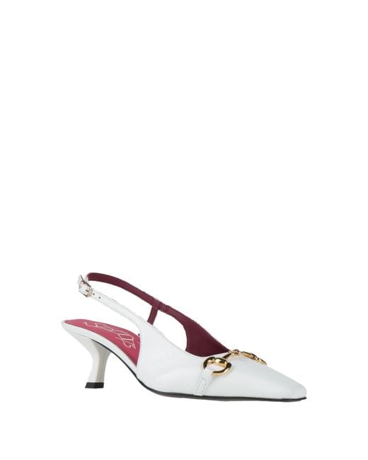 Seboy's White Pumps