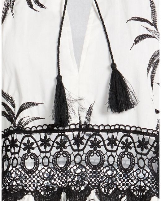 Kaos White Tops