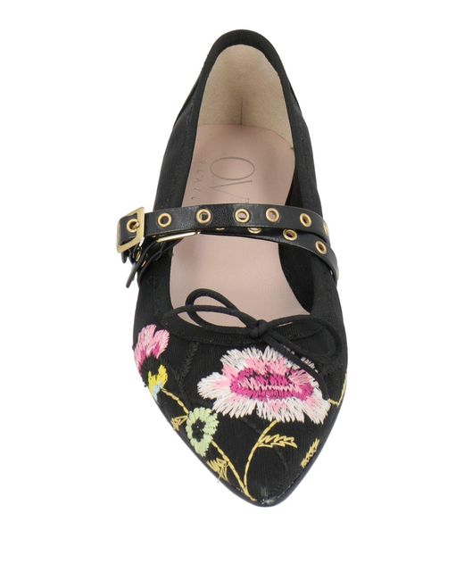 Ovyè Black Ballet Flats