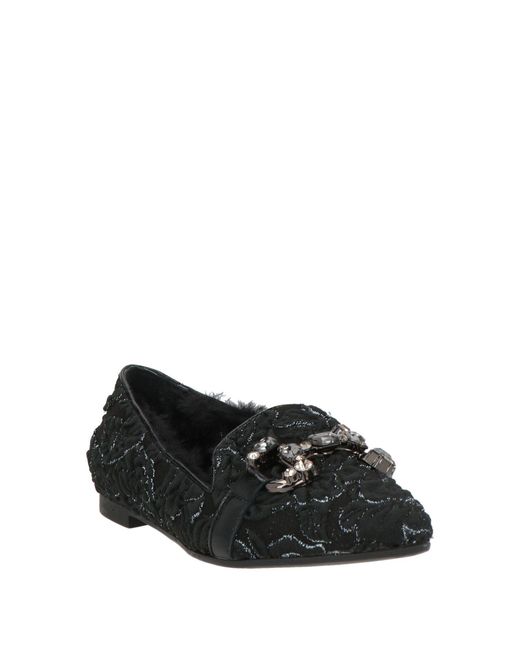 Nila & Nila Black Loafer