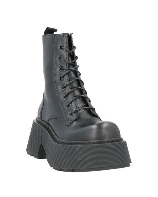 Vic Matié Gray Ankle Boots Leather