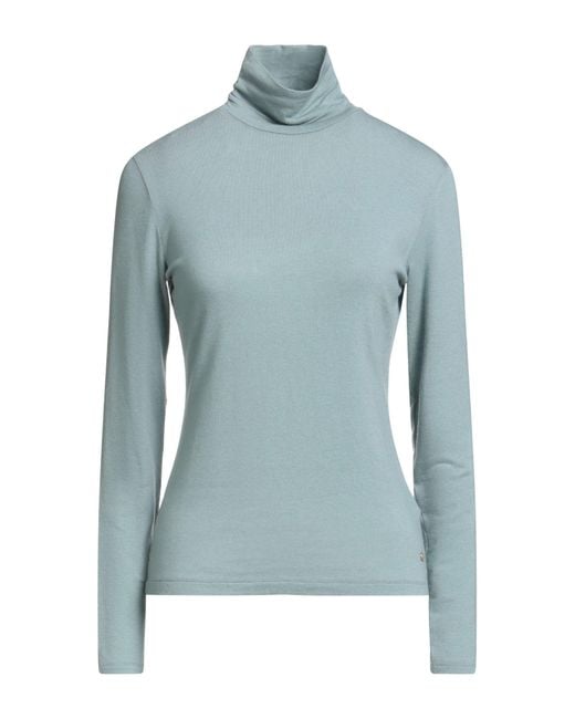 Windsor. Blue Turtleneck