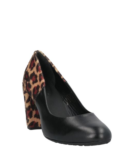 The Flexx Brown Pumps