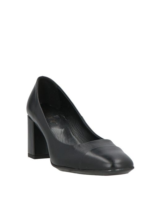 The Flexx Black Pumps