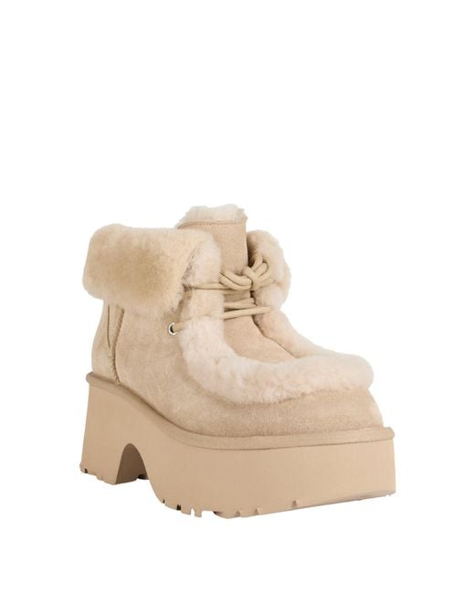 Ugg Natural Stiefelette