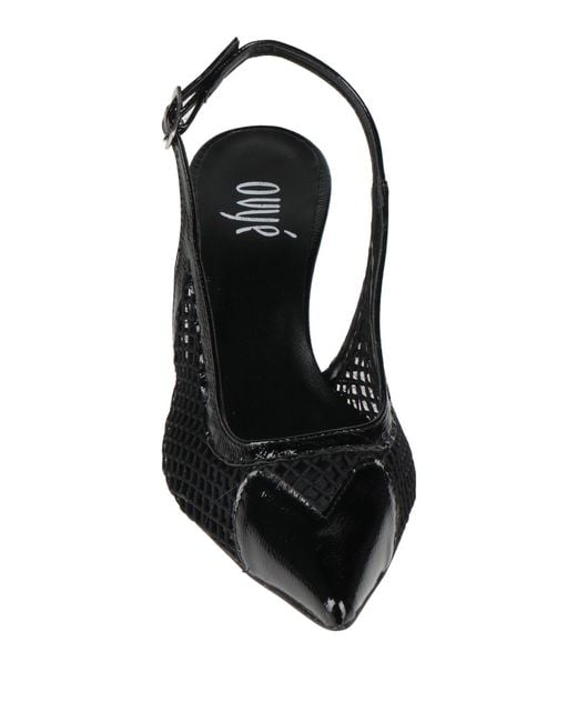Ovyè Black Pumps