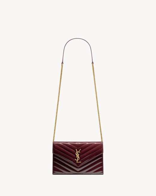 Saint Laurent White Cassandre Envelope-Portemonnaie Aus Lackleder Mit Kette