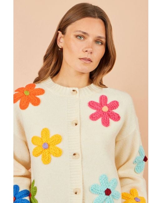 Yumi' White Knitted Flower Applique Cardigan
