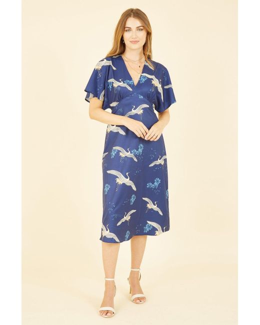 Yumi' Blue Crane Print Kimono Midi Dress