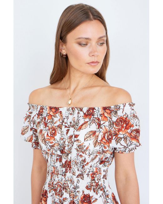 Yumi' White Floral Ruched Waist Midi Dress