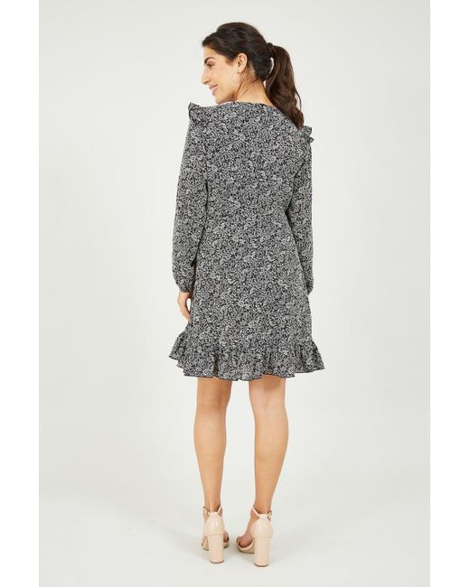 Mela London Gray Paisley Printed Skater Dress With Frill Sleeves