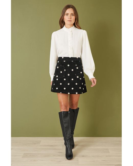 Yumi' Green Corduroy Embroidered Daisy Mini Skirt