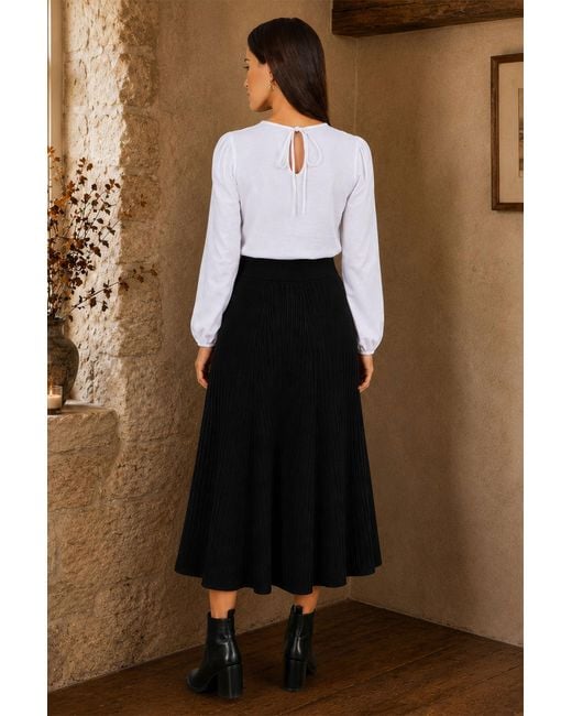 Yumi' Black Knitted Midi Skirt With Pockets