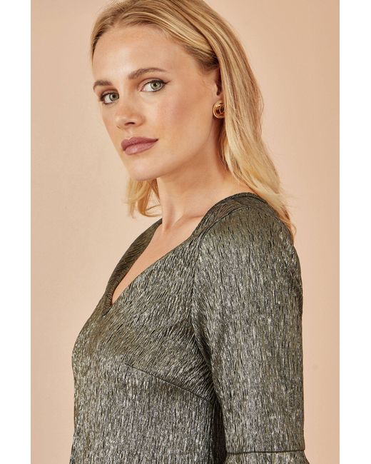 Yumi' Green Stretch Top With Fluted Sleeves