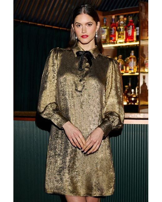 Yumi' Black Tunic With Velvet Tie