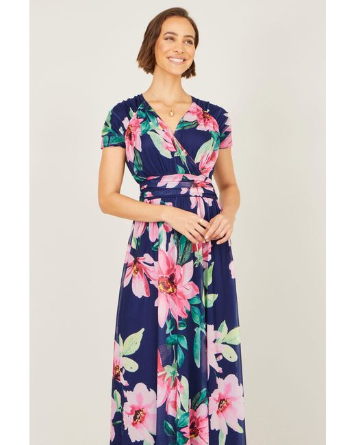 Yumi' White Mesh Floral Maxi Dress