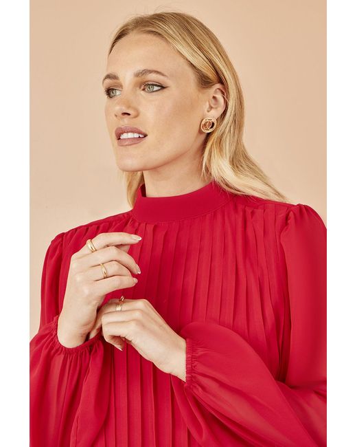 Yumi' Red Pleated Long Sleeve Top With High Neck