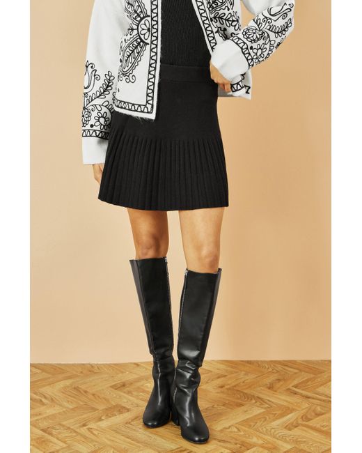 Yumi' Natural Knitted Pleated Mini Skirt