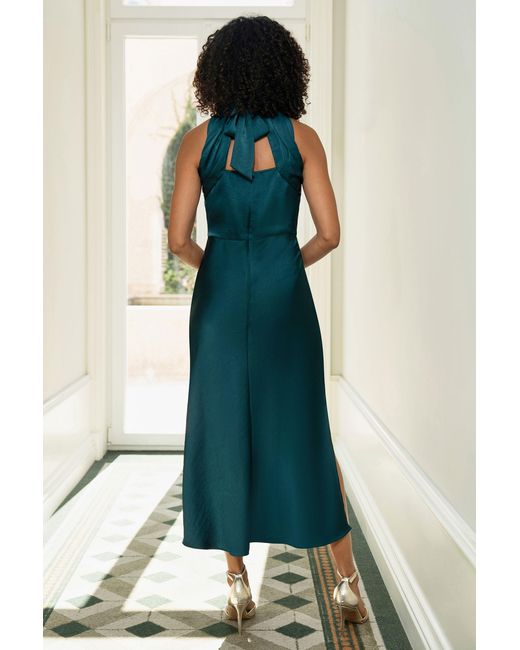Yumi' Green Satin Halter Neck Midi Dress
