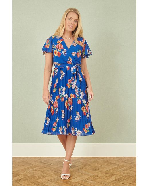 Yumi' Blue Floral Pleated Wrap Dress