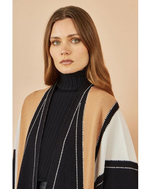 Yumi' Black Colour Block Cape