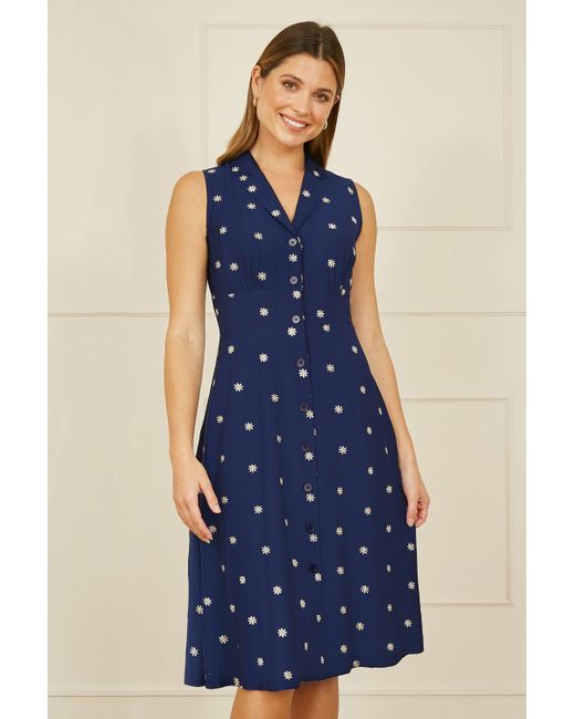 Yumi' Blue Daisy Print Embroidered Sleeveless Shirt Dress