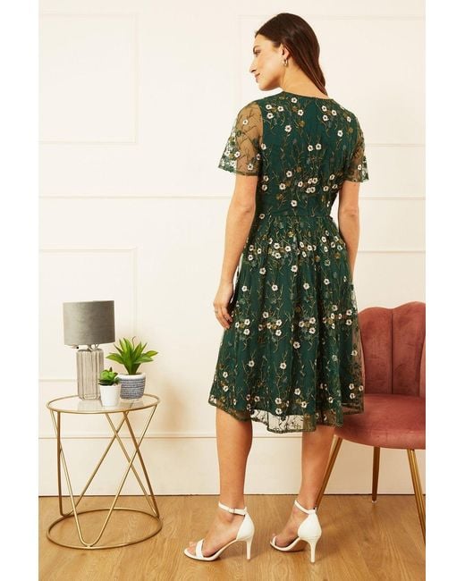 Yumi' Green Embroidered Floral Skater Dress
