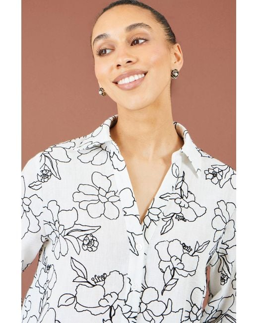 Yumi' White Scribble Floral Embroidered Shirt