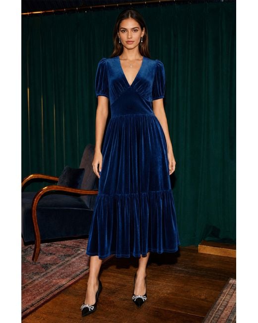 Yumi' Blue Velvet Midi Dress