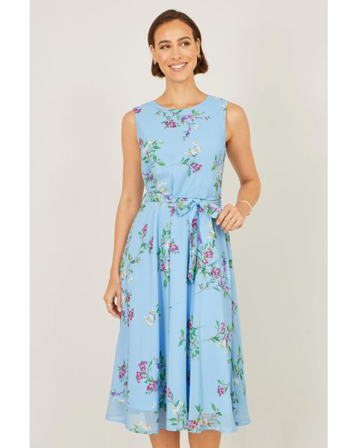 Yumi' Blue Floral Print Midi Skater Dress