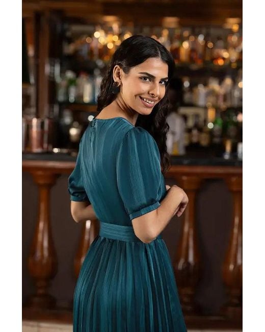 Yumi' Blue Satin Striped Midi Dress With Pleats And Matching Belt
