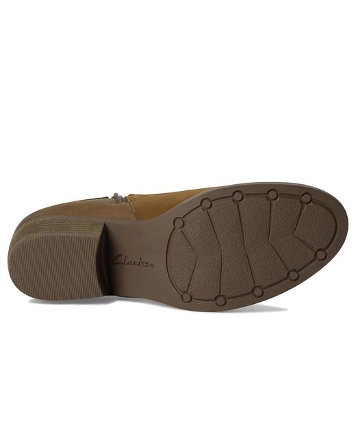 Clarks Brown Charlten Rae Boots 6 B