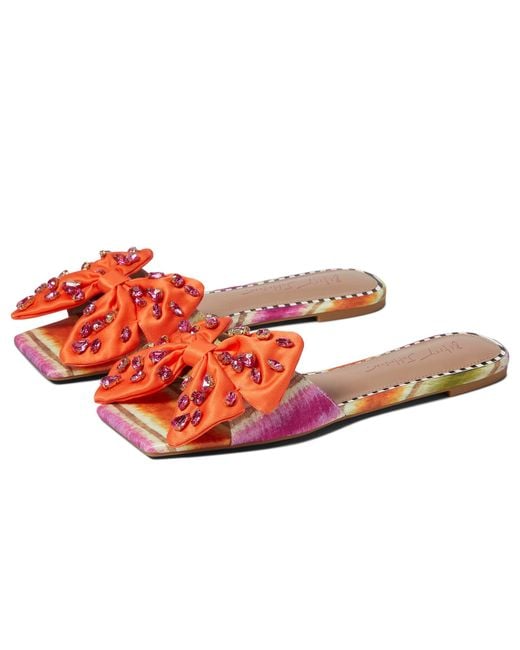 Betsey johnson sales daisy shoes
