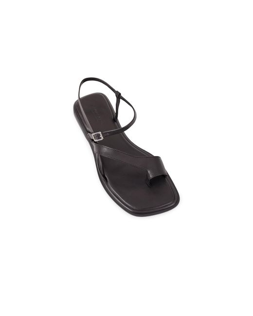 Vagabond Black Izzy Leather Toe-post Sandal