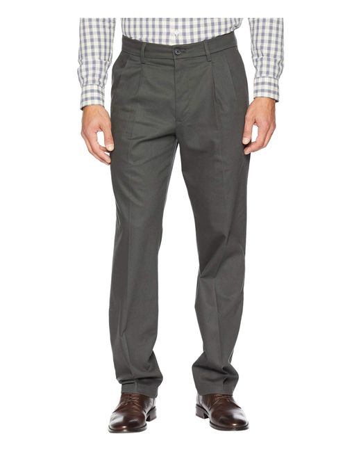 Dockers Brown Classic Fit Signature Khaki Lux Cotton Stretch Pants D3 - Pleated for men