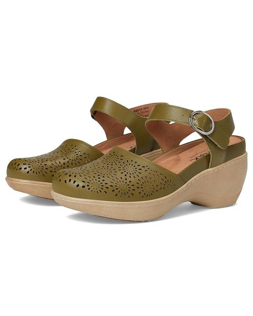 Softwalk® Green Mabelle Perf Slippers 9 M (B) Leather