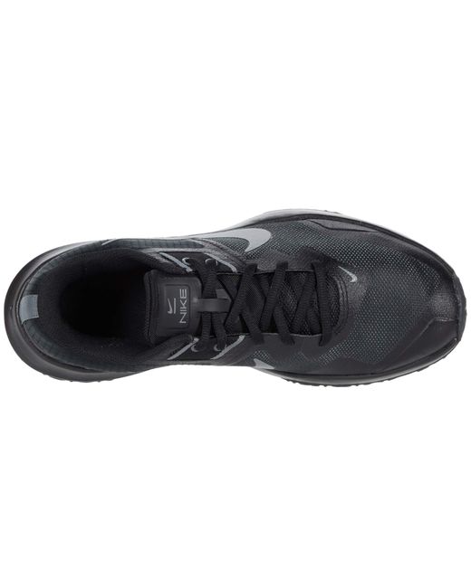 nike varsity compete tr 3 black