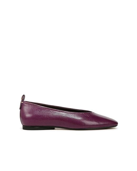 Naturalizer Red 27 Edit Carla (Deep Plum Leather) Flat Shoes