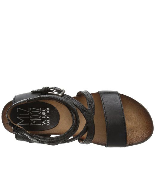 shay wedge sneaker