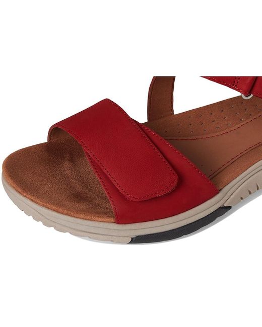 Cobb Hill Red Fiah Sandals 7.5 B