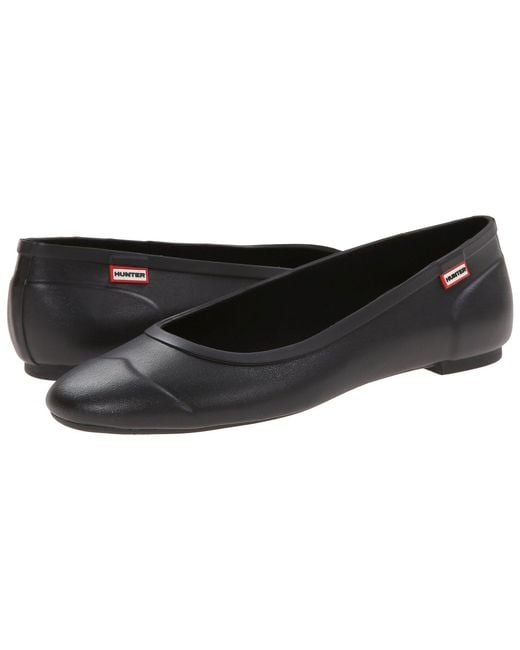 HUNTER Tour Gloss Ballerina Flats in Black | Lyst